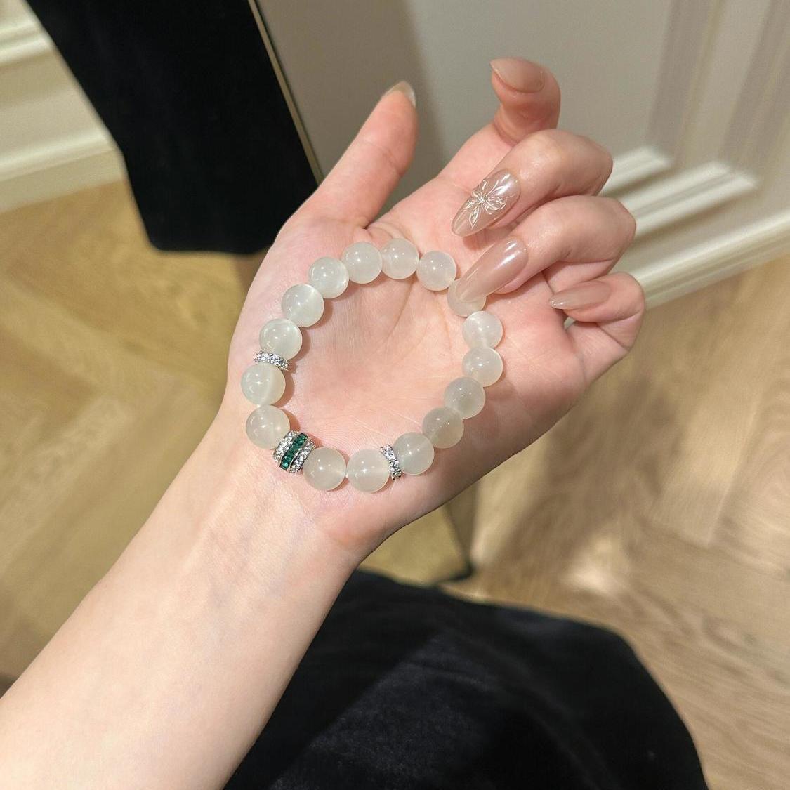 Lucky Moonstone Jade High-end Cool Bracelet